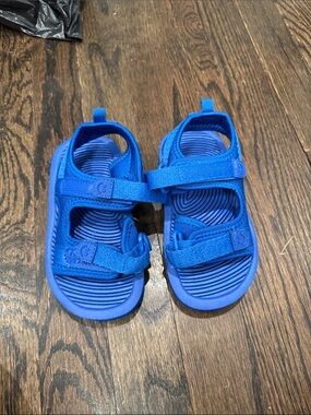 Molo Bright Blue Kids Hook-and-Loop Sandals